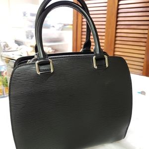 Louis Vuitton Epi Pont Neuf